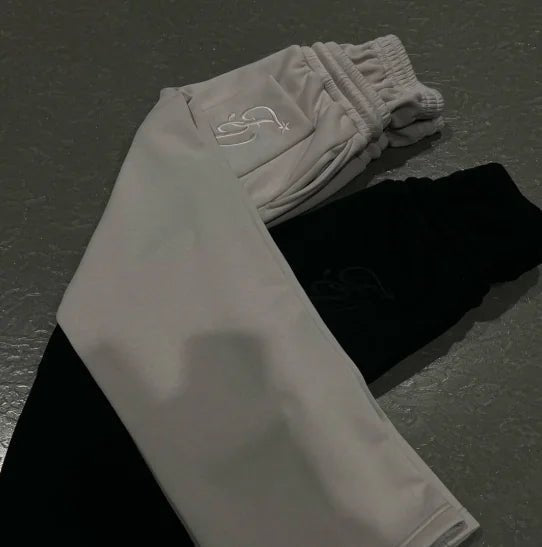 Basic Sweatpants - 8OUT