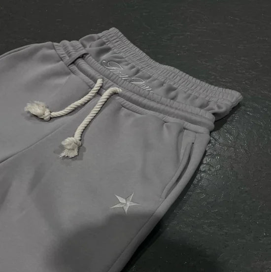Basic Sweatpants - 8OUT
